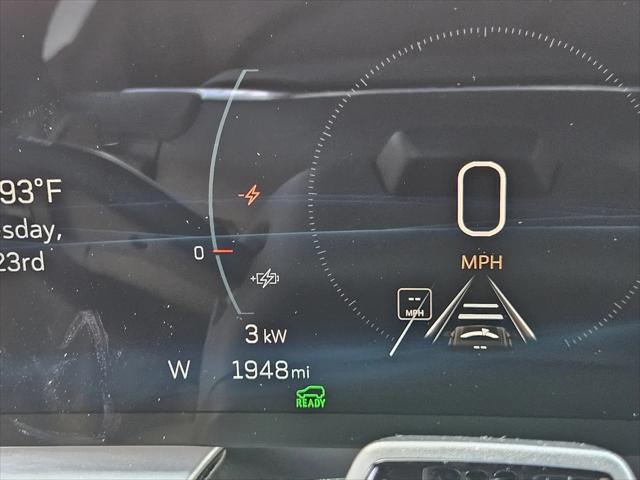 2025 Cadillac iQ Luxury 3 RWD