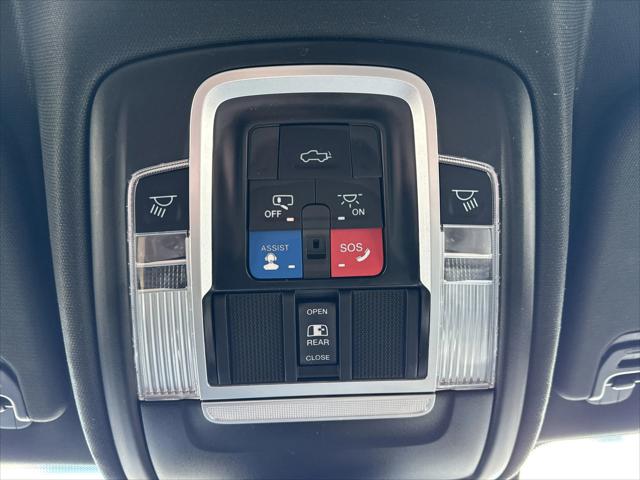 2022 Ram 1500 Limited Crew Cab 4x4 64 Box
