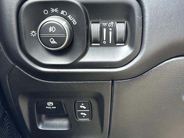 2022 Ram 1500 Limited Crew Cab 4x4 64 Box