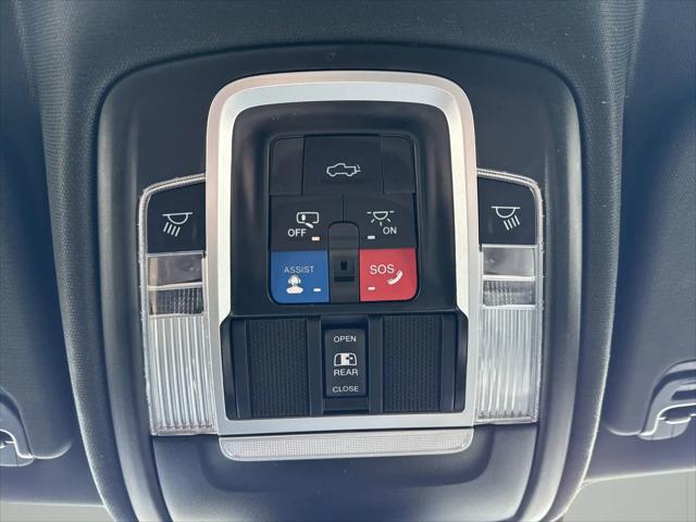 2022 Ram 1500 Limited Crew Cab 4x4 64 Box