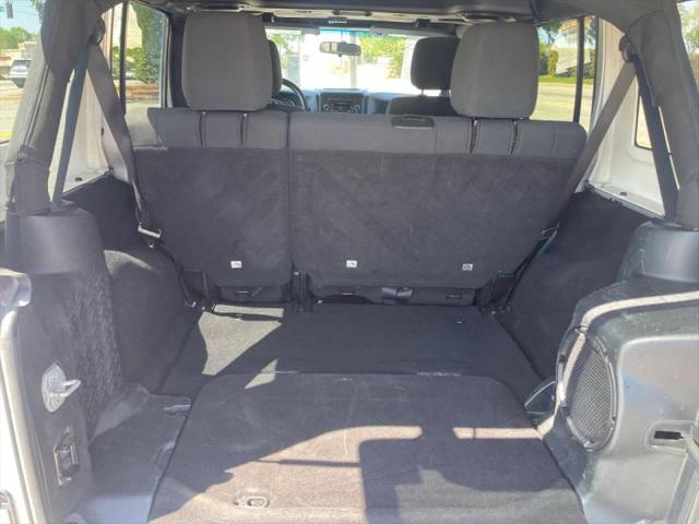 2012 Jeep Wrangler Unlimited Sahara