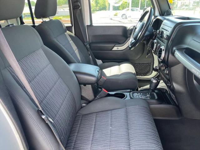 2012 Jeep Wrangler Unlimited Sahara