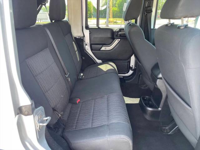 2012 Jeep Wrangler Unlimited Sahara