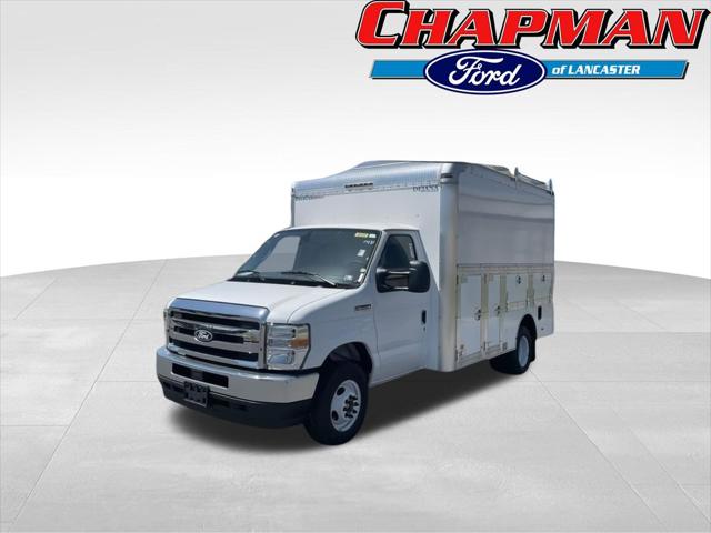 2026 Ford E-350 Cutaway Base