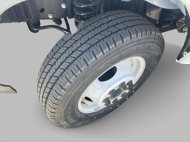 2026 Ford E-350 Cutaway Base