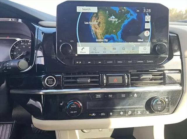 2023 Nissan Pathfinder SL 4WD