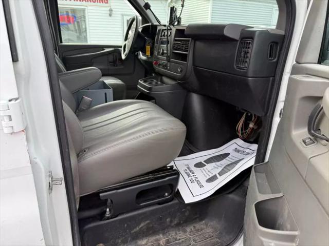 2011 GMC Savana 3500 Work Van