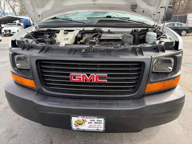 2011 GMC Savana 3500 Work Van