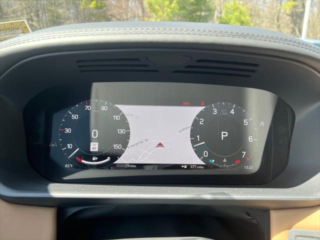 2025 Land Rover Discovery P360 Metropolitan Edition