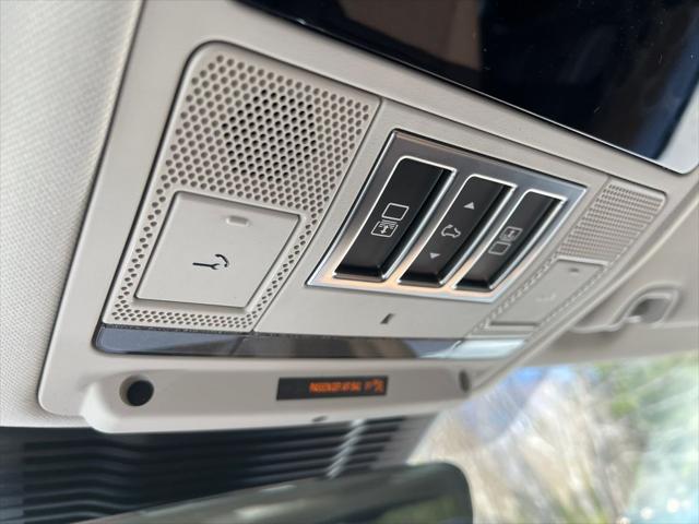 2025 Land Rover Discovery P360 Metropolitan Edition