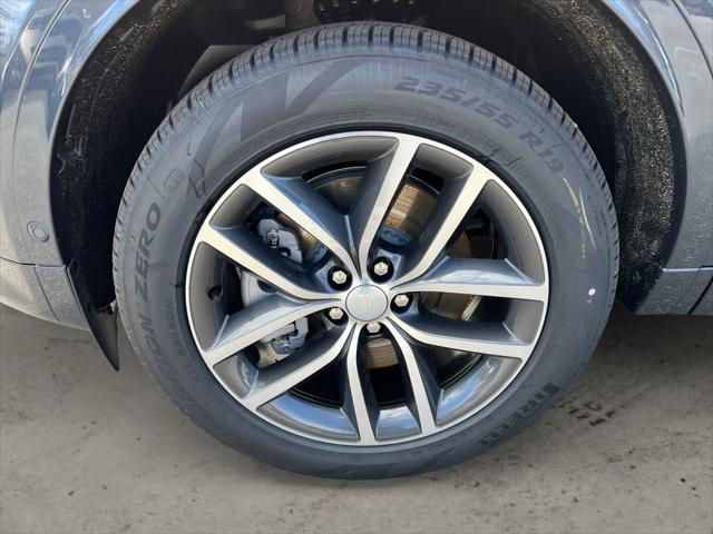 2025 Land Rover Discovery Sport S