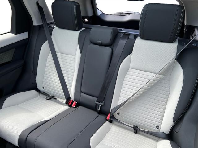 2025 Land Rover Discovery Sport S