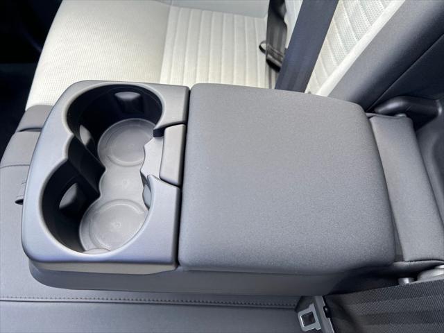 2025 Land Rover Discovery Sport S