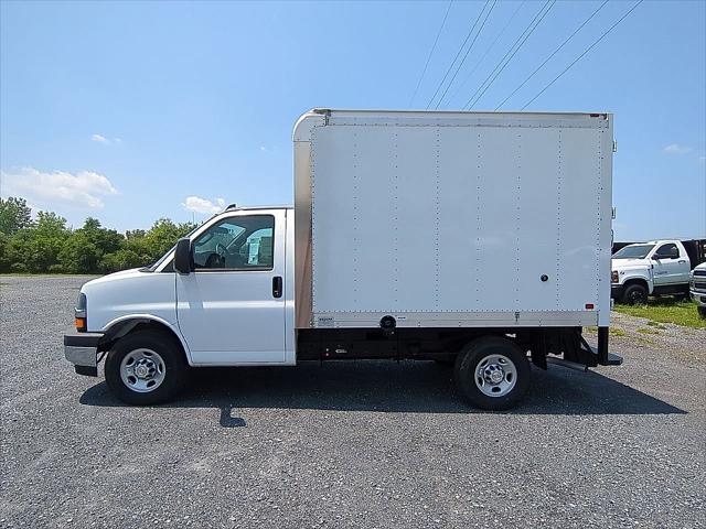 2025 Chevrolet Express Cutaway Work Van