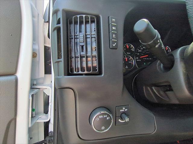 2025 Chevrolet Express Cutaway Work Van