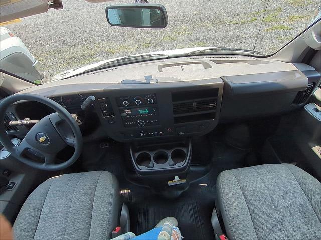 2025 Chevrolet Express Cutaway Work Van