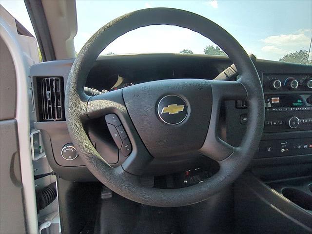 2025 Chevrolet Express Cutaway Work Van