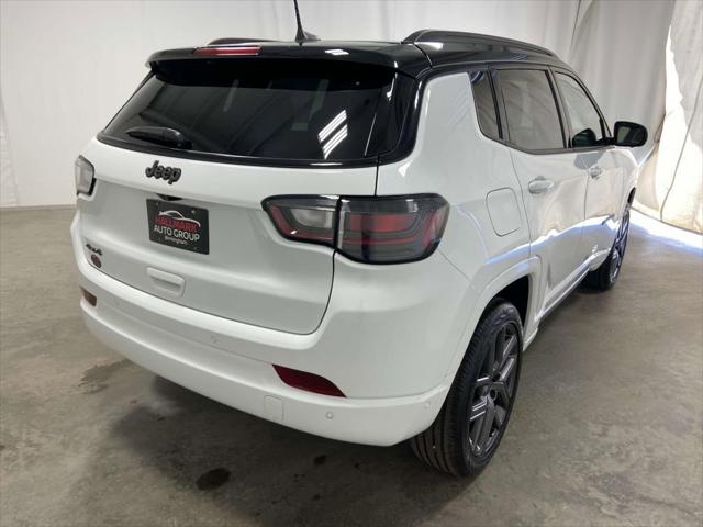 2025 Jeep Compass COMPASS LIMITED 4X4
