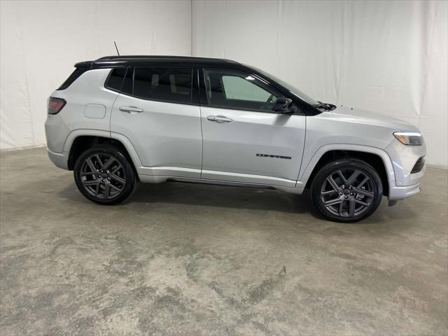 2025 Jeep Compass COMPASS LIMITED 4X4