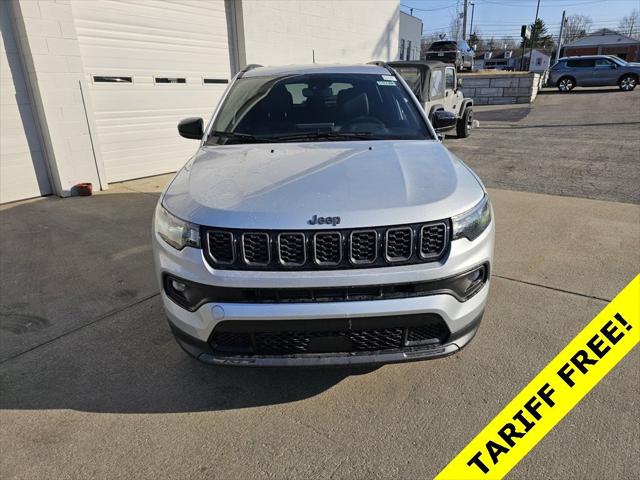 2025 Jeep Compass COMPASS LATITUDE 4X4