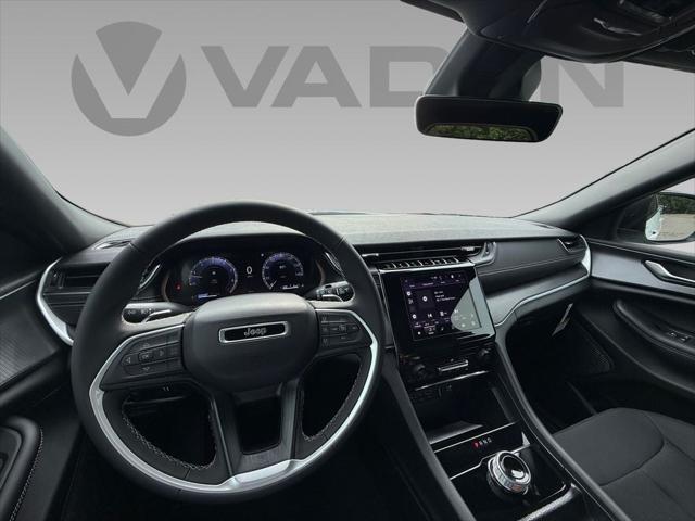 2025 Jeep Grand Cherokee GRAND CHEROKEE L LAREDO X 4X4 2025 Jeep Grand Cherokee GRAND CHEROKEE L LAREDO X 4X4