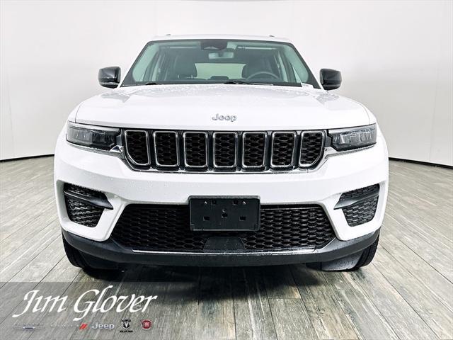 2023 Jeep Grand Cherokee Laredo 4x4