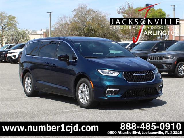 2025 Chrysler Pacifica PACIFICA SELECT