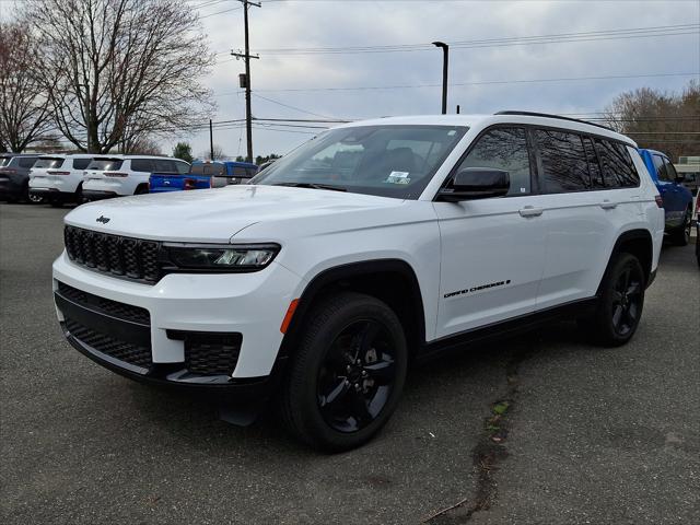 2023 Jeep Grand Cherokee L Altitude 4x4