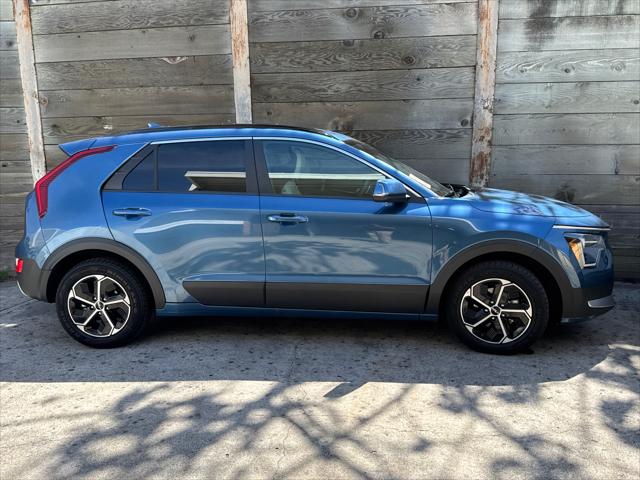 2023 Kia Niro EX