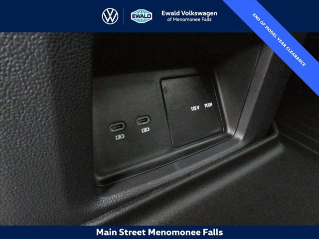 2025 Volkswagen Atlas Cross Sport 2.0T SE w/Technology