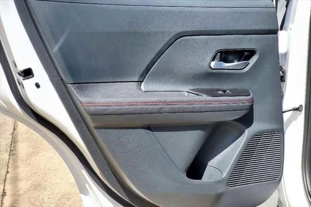 2025 Nissan Kicks SR Intelligent AWD
