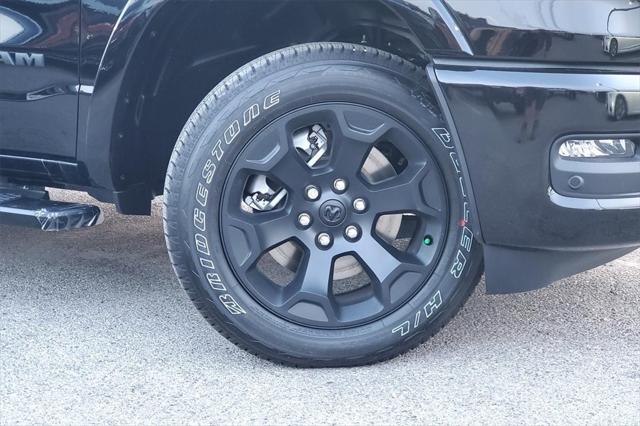 2025 RAM Ram 1500 RAM 1500 LONE STAR CREW CAB 4X4 57 BOX