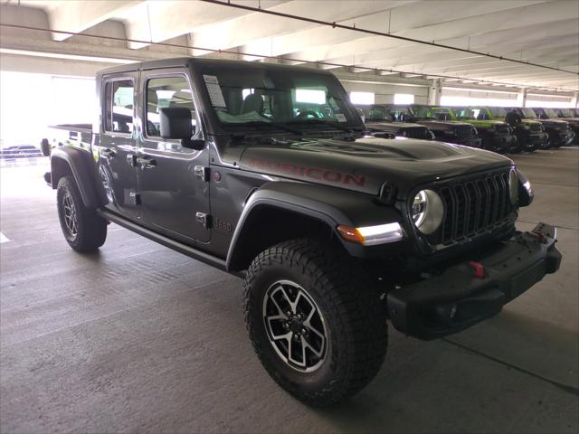 2025 Jeep Gladiator GLADIATOR RUBICON 4X4