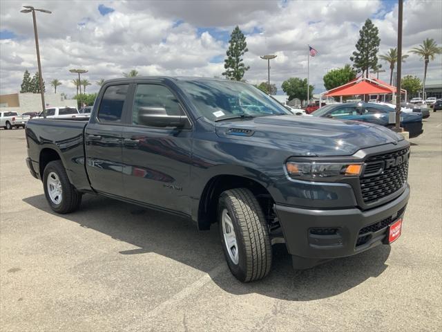 2025 RAM Ram 1500 RAM 1500 TRADESMAN QUAD CAB 4X2 64 BOX