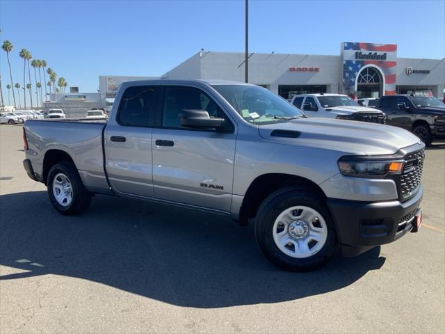 2025 RAM Ram 1500 RAM 1500 TRADESMAN QUAD CAB 4X2 64 BOX