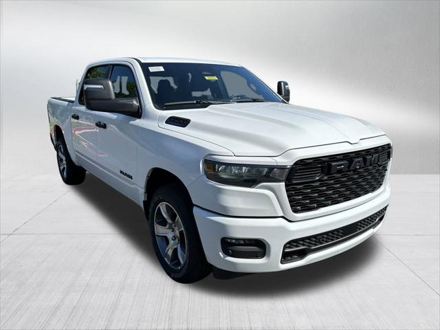2025 RAM Ram 1500 RAM 1500 TRADESMAN CREW CAB 4X2 57 BOX