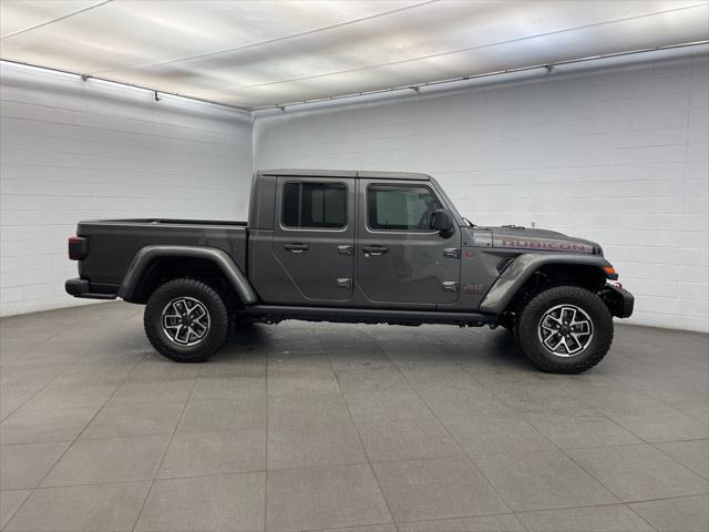 2025 Jeep Gladiator GLADIATOR RUBICON X 4X4