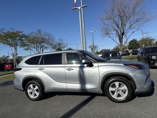 2023 Toyota Highlander L