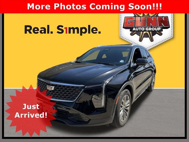 2024 Cadillac XT4 FWD Premium Luxury