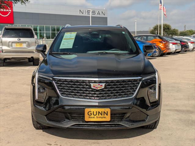 2024 Cadillac XT4 FWD Premium Luxury