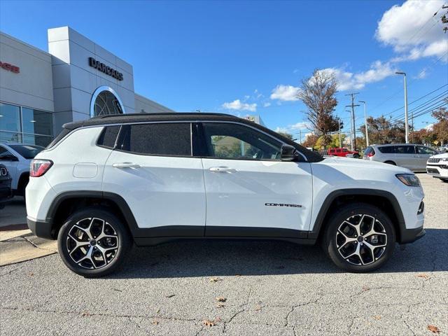 2025 Jeep Compass COMPASS LIMITED 4X4