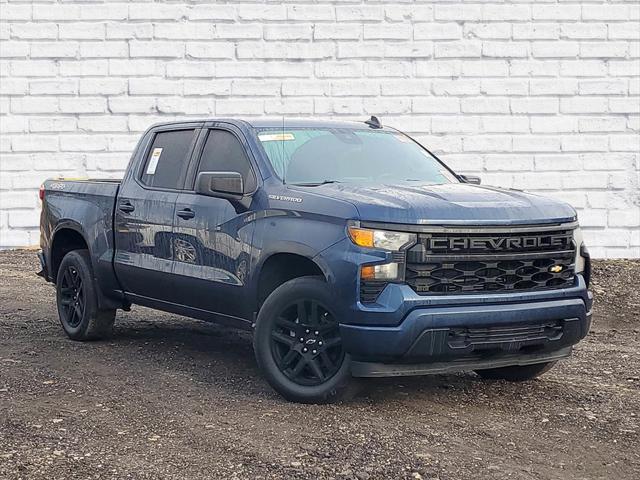 2022 Chevrolet Silverado 1500 4WD Crew Cab Short Bed Custom