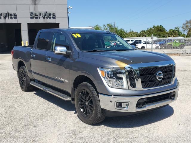 2019 Nissan TITAN SL