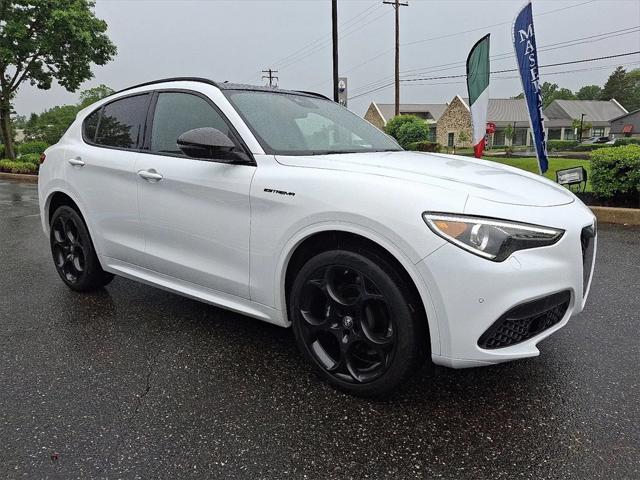 2023 Alfa Romeo Stelvio Estrema AWD