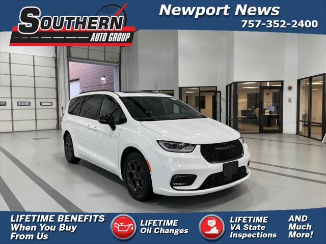 2025 Chrysler Pacifica Hybrid PACIFICA PLUG-IN HYBRID S APPEARANCE