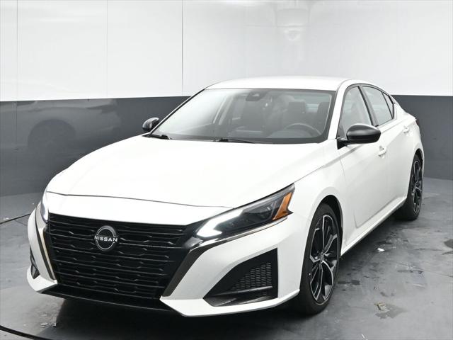 2023 Nissan Altima SR FWD