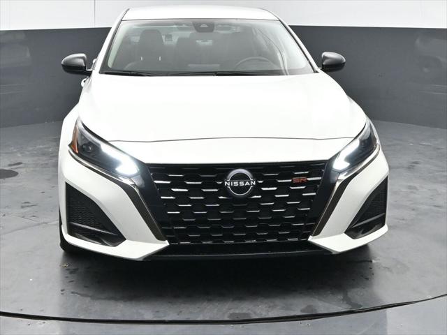 2023 Nissan Altima SR FWD
