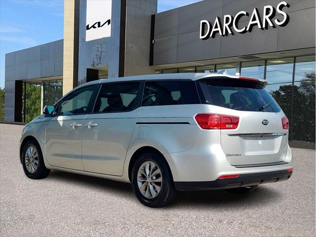 2021 Kia Sedona LX
