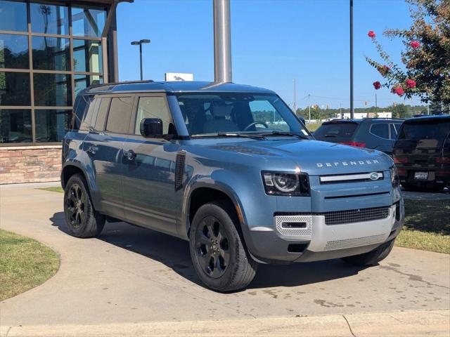 2025 Land Rover Defender 110 P300 2025 Land Rover Defender 110 P300