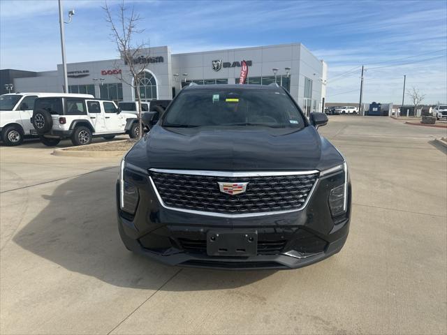 2024 Cadillac XT4 AWD Premium Luxury